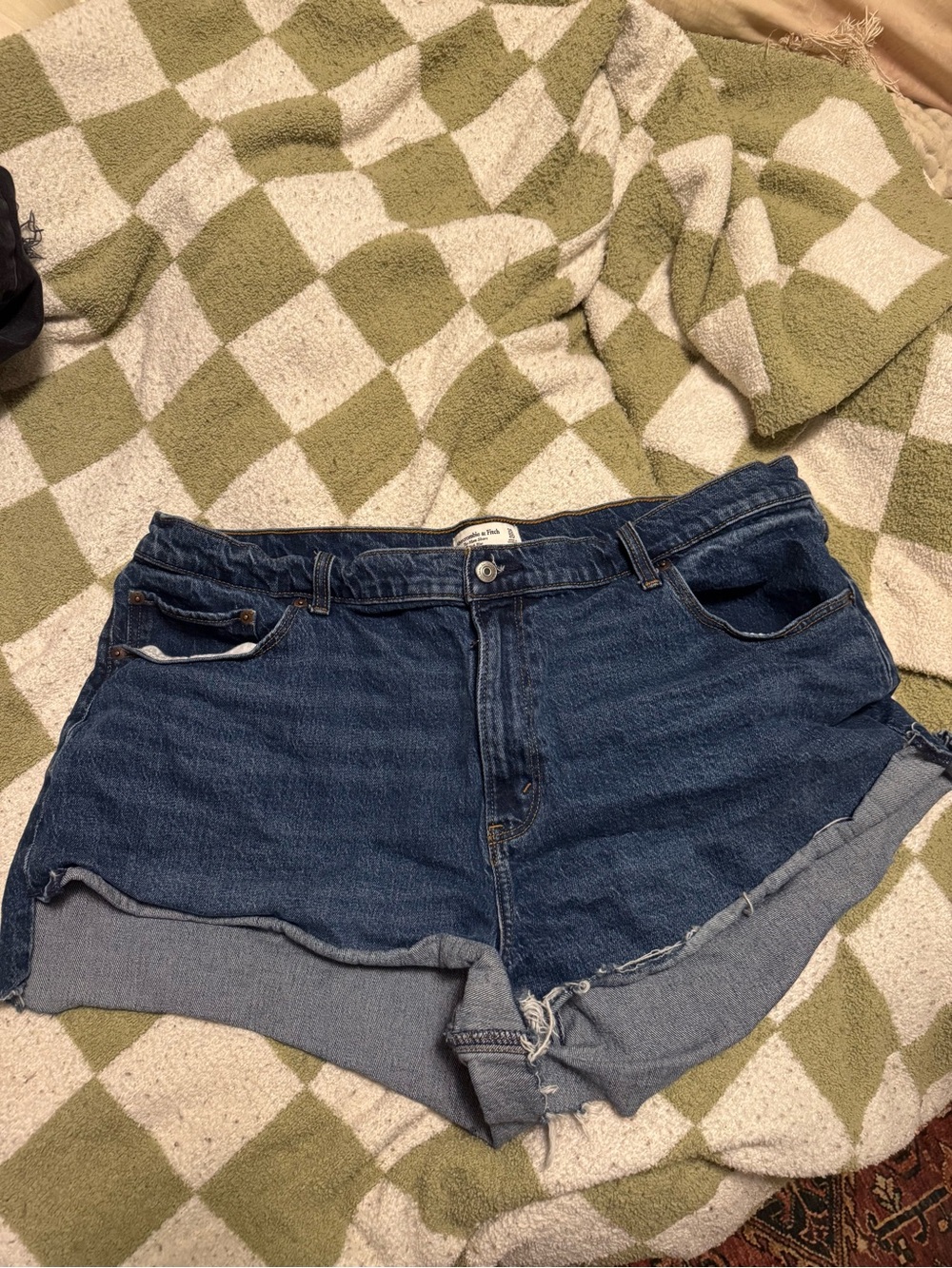 Abercrombie Curve Love Mom Short
